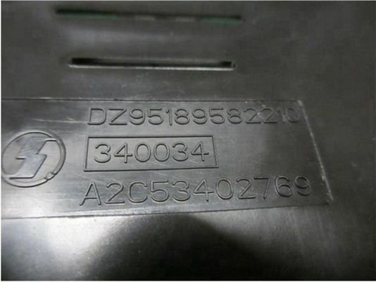 China Shacman Heavy Truck Spare Parts F3000 Dashboard DZ95189582210 Truck Accessories