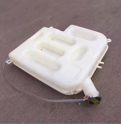 DZ9114530260 Water Expansion Tank For Shacman Truck Parts Weichai Engine Parts